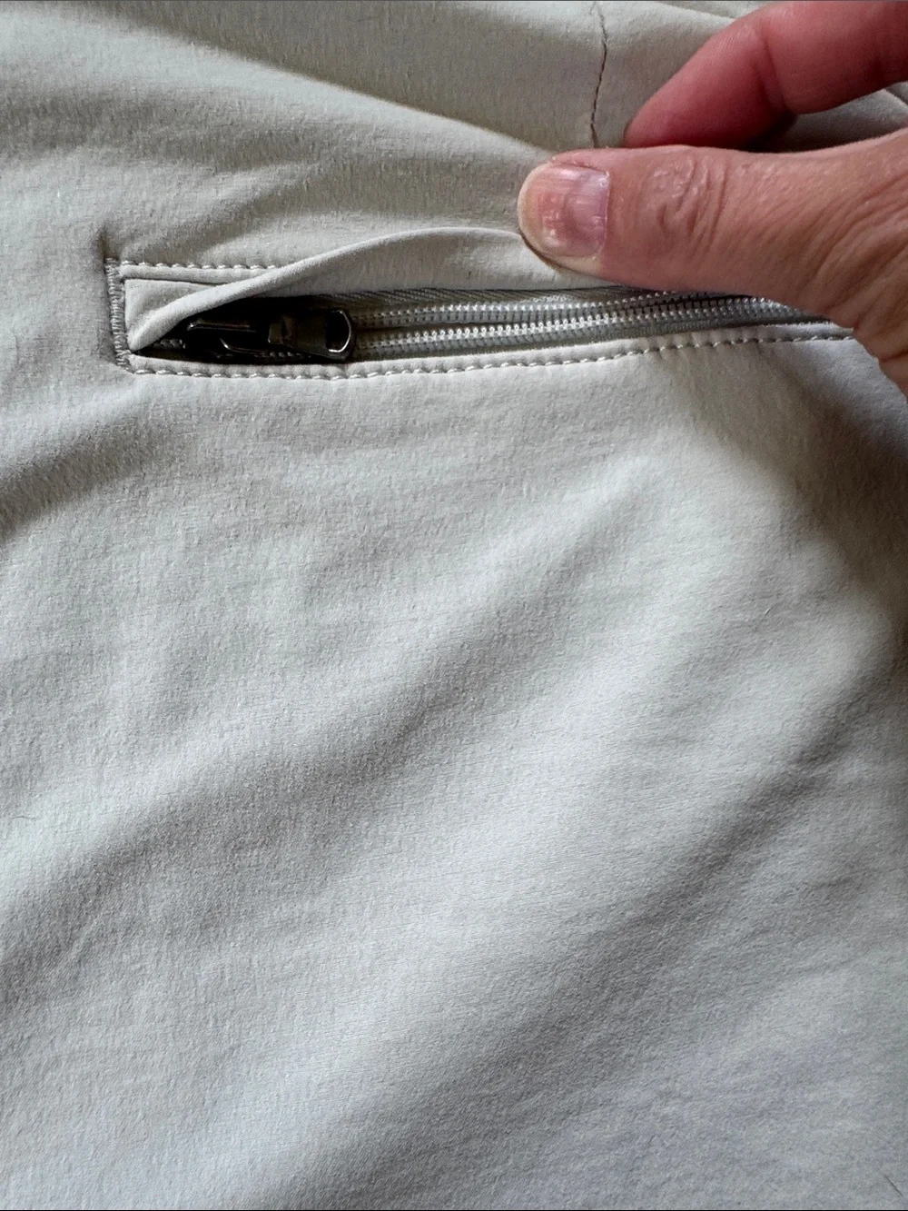 J Crew men’s tech shorts size 40